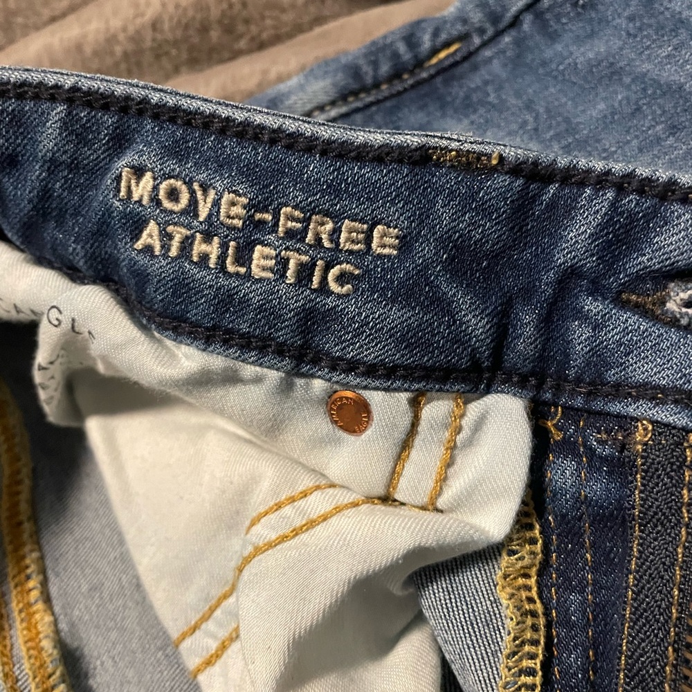 Young Men’s American Eagle Airflex Move Free Athletic 29X30 - Picture 2 of 5